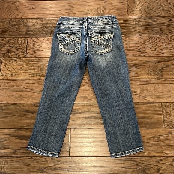 Silver Jeans Suki Surplus Capri Mid Rise Size 26 - Picture 2 of 16